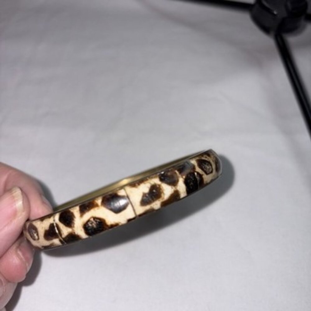 Animal Print bangle - Picture 3 of 7